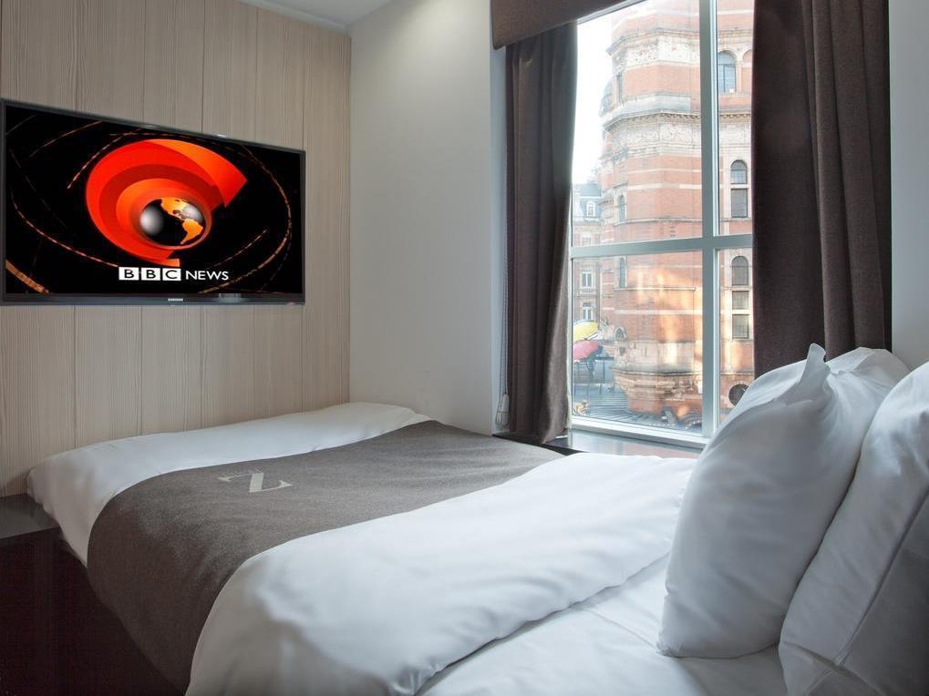 The Z Hotel Soho Лондон Экстерьер фото